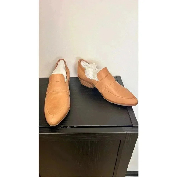 Lucky Brand Mens Tan‎ Leather Neutral Slip On Loafer Shoes Size 7.5 NWT - Picture 1 of 11